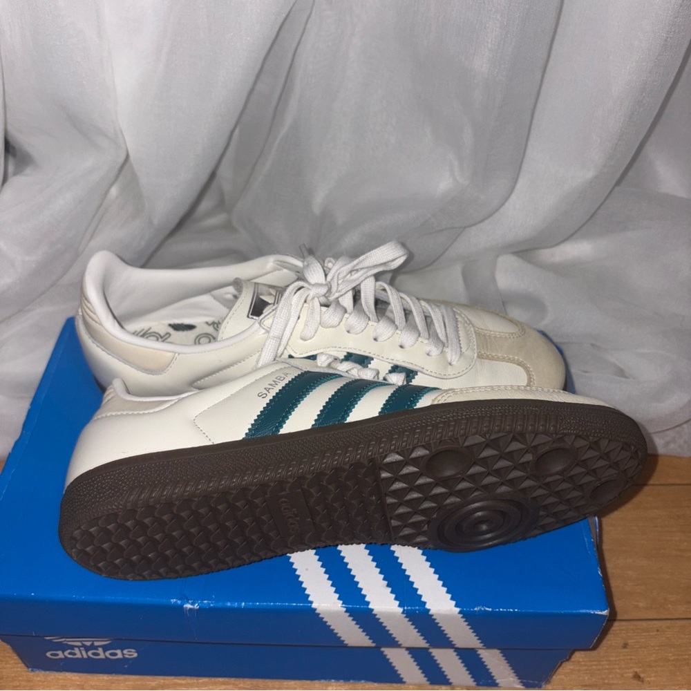 Adidas Samba White with Green Stripes Sneakers - Picture 4 of 7